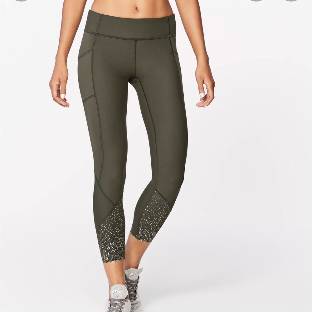 Lululemon Tight Stuff Tight II 25” in Dark Olive size 4